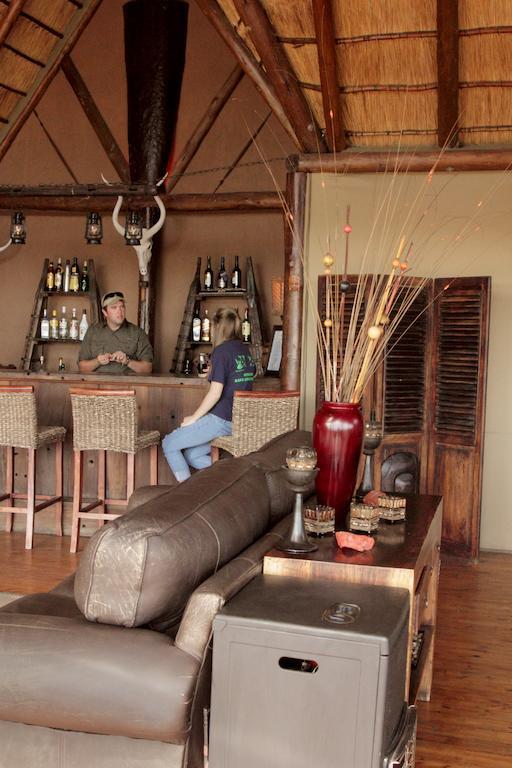Bush Lodge - Amakhala Game Reserve Eksteriør billede