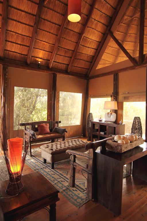 Bush Lodge - Amakhala Game Reserve Eksteriør billede