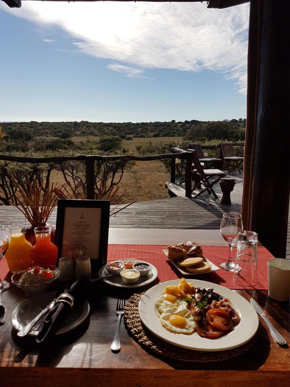 Bush Lodge - Amakhala Game Reserve Eksteriør billede